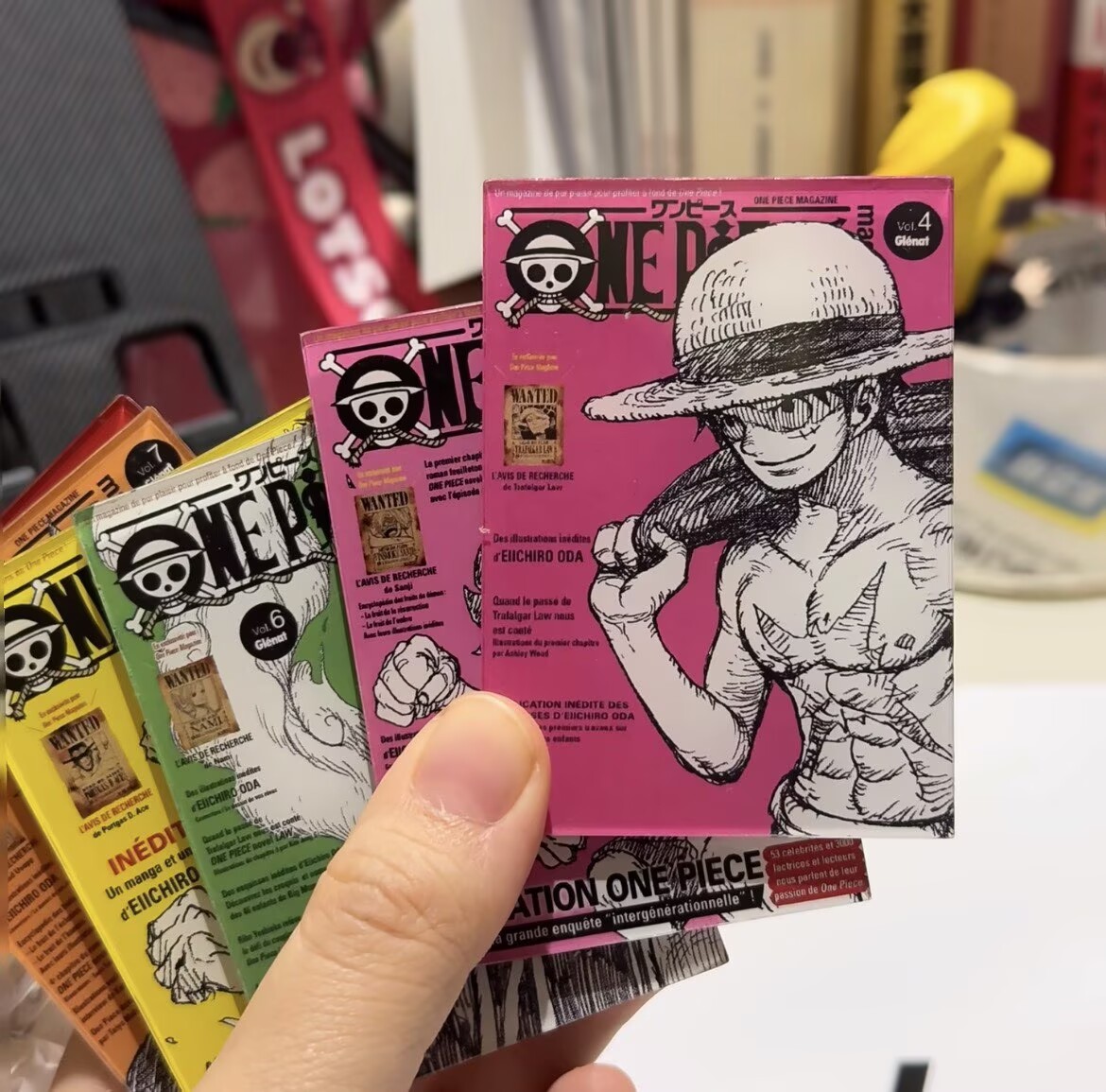 Magnet Kulkas Sampul Majalah M - Official Merchandise Anime ulasan dan harga
